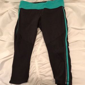 Lululemon capris